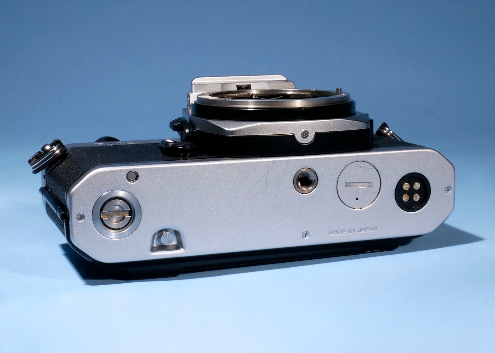 Nikon-FM2N-35mm-SLR-Film-Camera-MF-16-Back-Fully-Working-136669754017-5