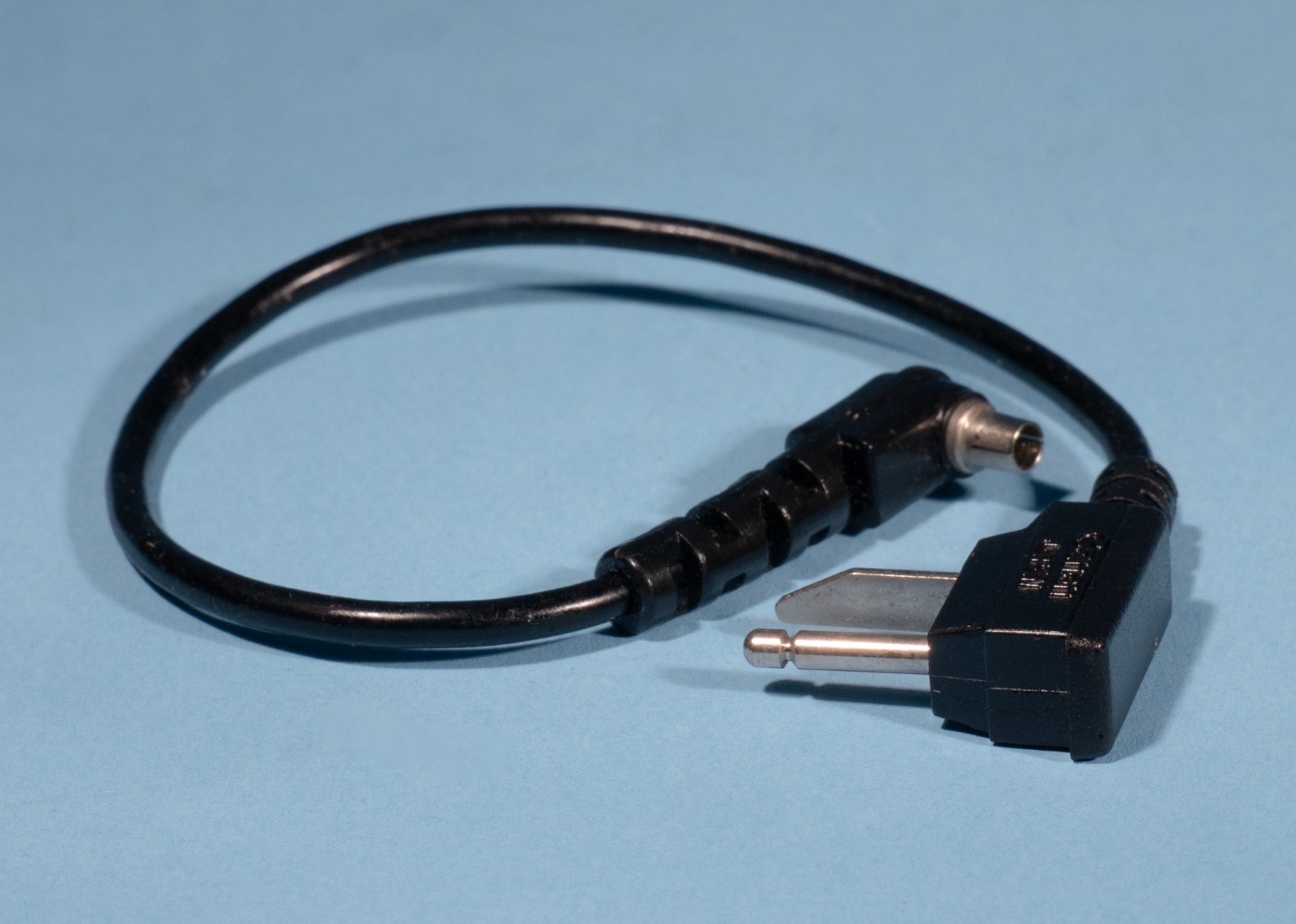 Canon-Sync-Cable-For-Canon-Speedlite-199A-Fully-Working-Excellent-137330715098
