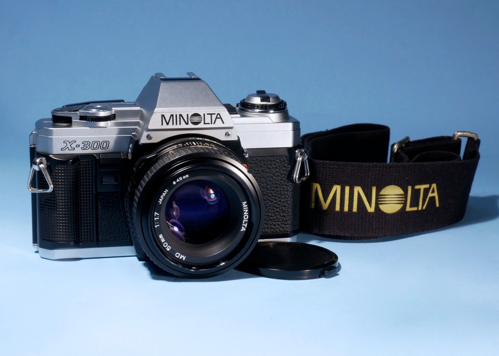 Minolta-X-300-35mm-Film-SLR-Film-Camera-MD-50mm-f17-Prime-Lens-Fully-Working-136669761048