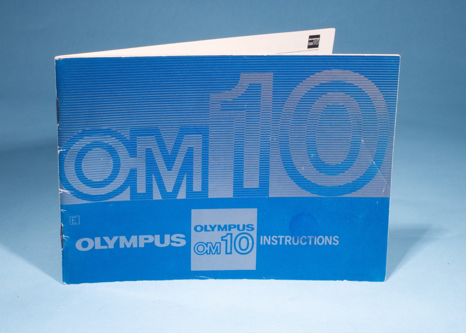 Olympus-OM-10-Camera-Instruction-Manual-Excellent-137160865828