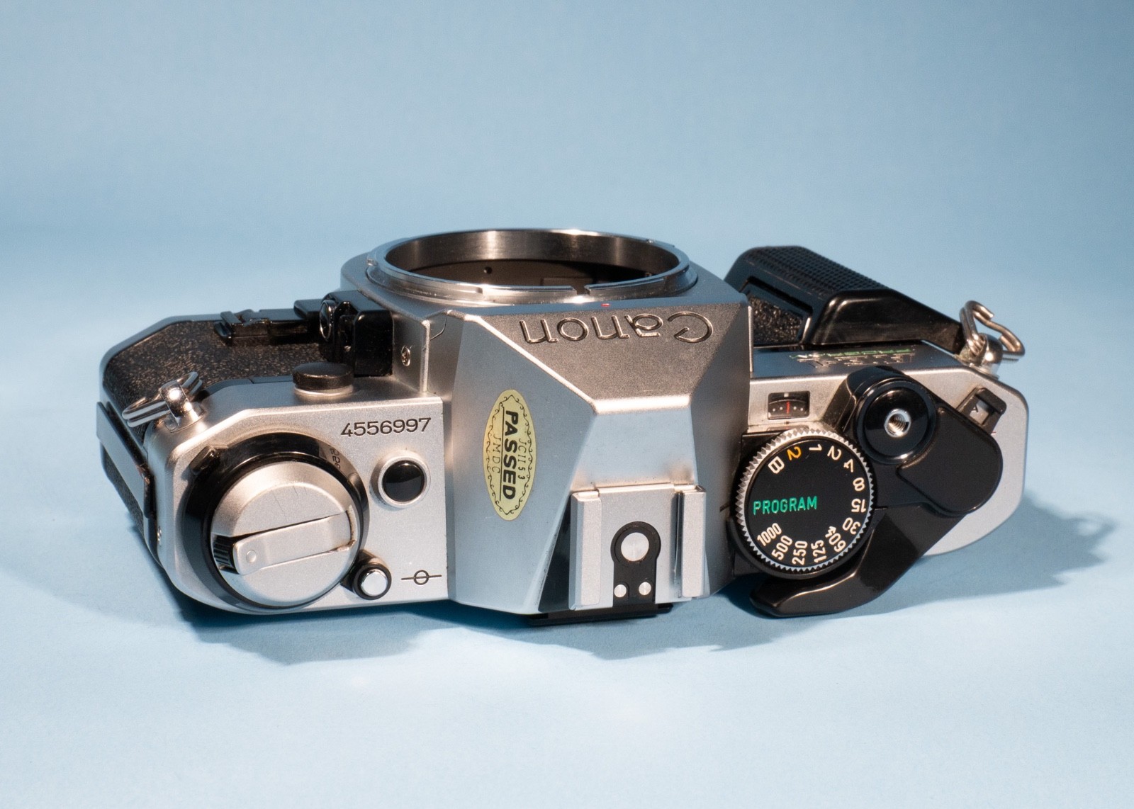Canon-AE-1-35mm-SLR-Film-Camera-Body-New-Seals-Fully-Working-Excellent-137854149139-2