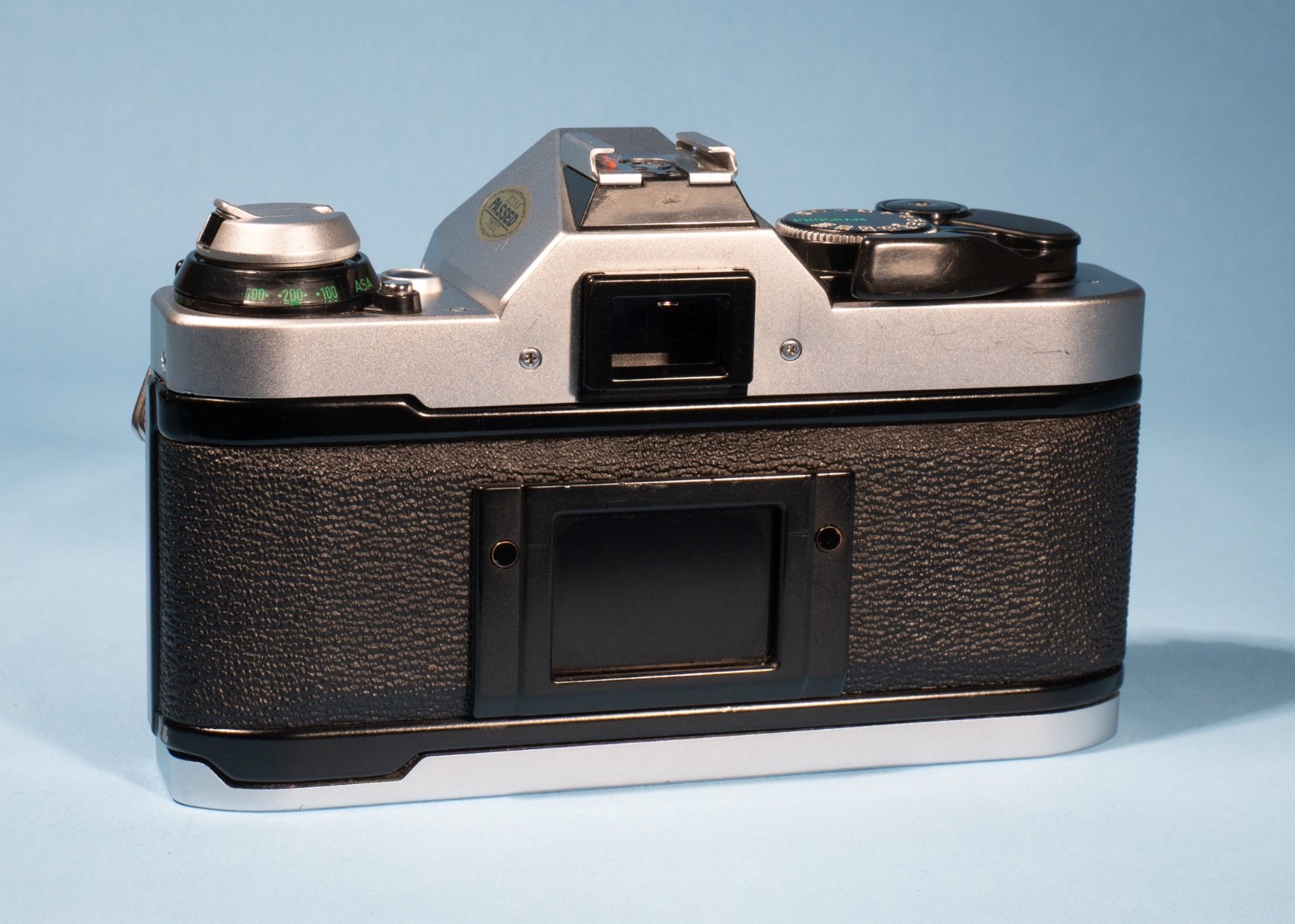 Canon-AE-1-35mm-SLR-Film-Camera-Body-New-Seals-Fully-Working-Excellent-137854149139-3