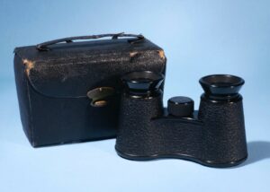 Carl Zeiss Jena Galan 2 1/2 x Binoculars Opera Glasses 2.5X * Superb