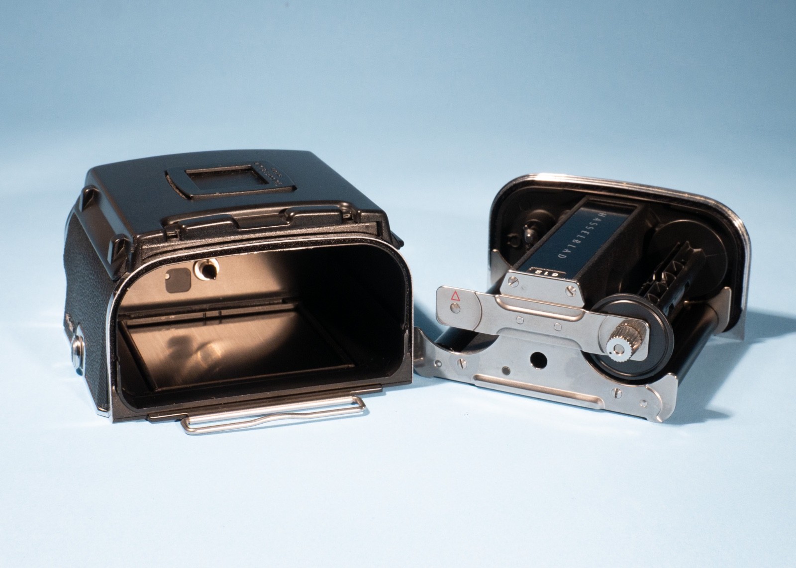 Hasselblad-A12-IV-6x6-120-Film-Magazine-30212-Hasselblad-V-System-Cameras-137710855199-7