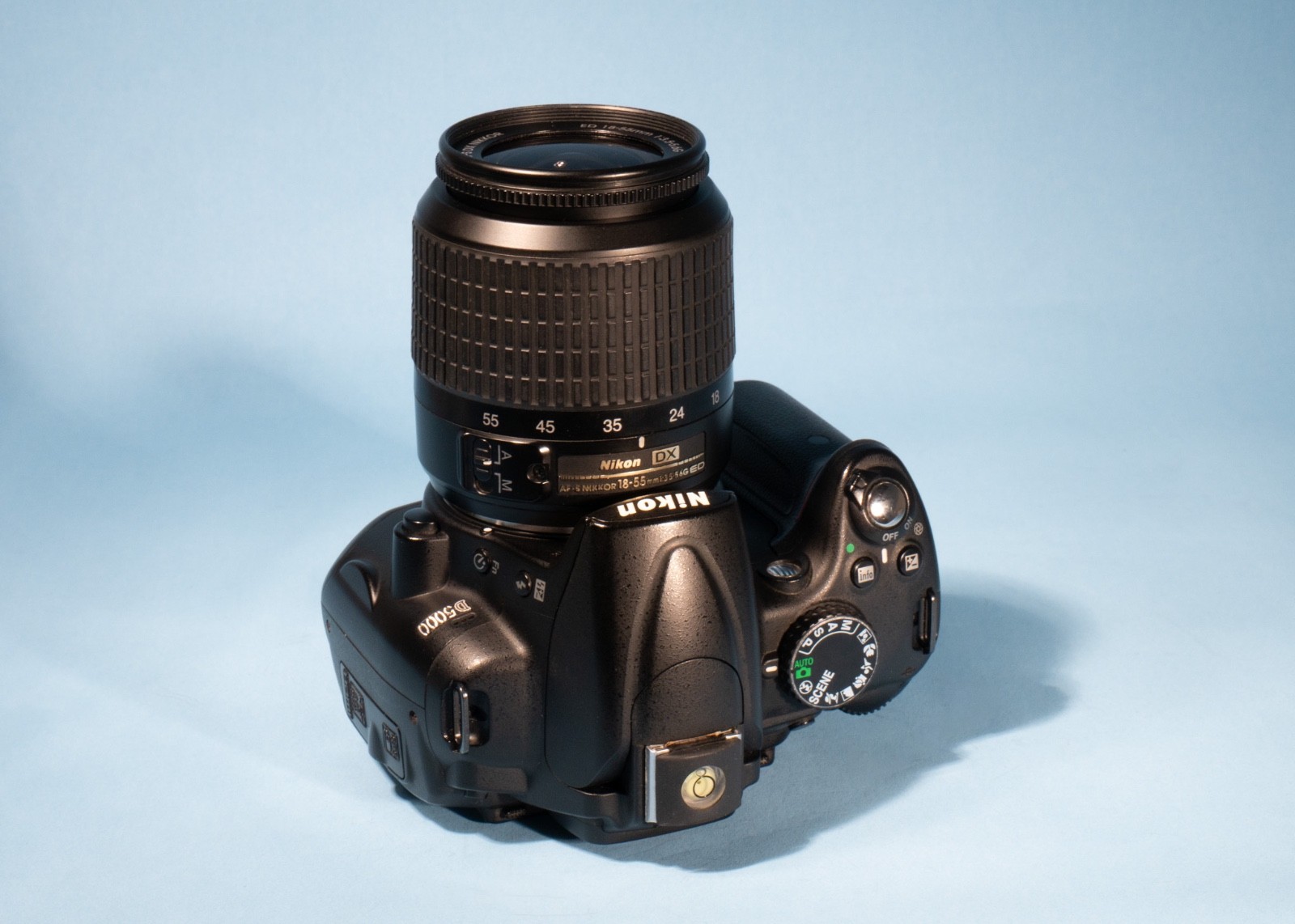 Nikon-D5000-DSLR-Camera-123MP-Digital-SLR-AF-S-DX-18-55mm-f35-56G-ED-Lens-137849619809-6