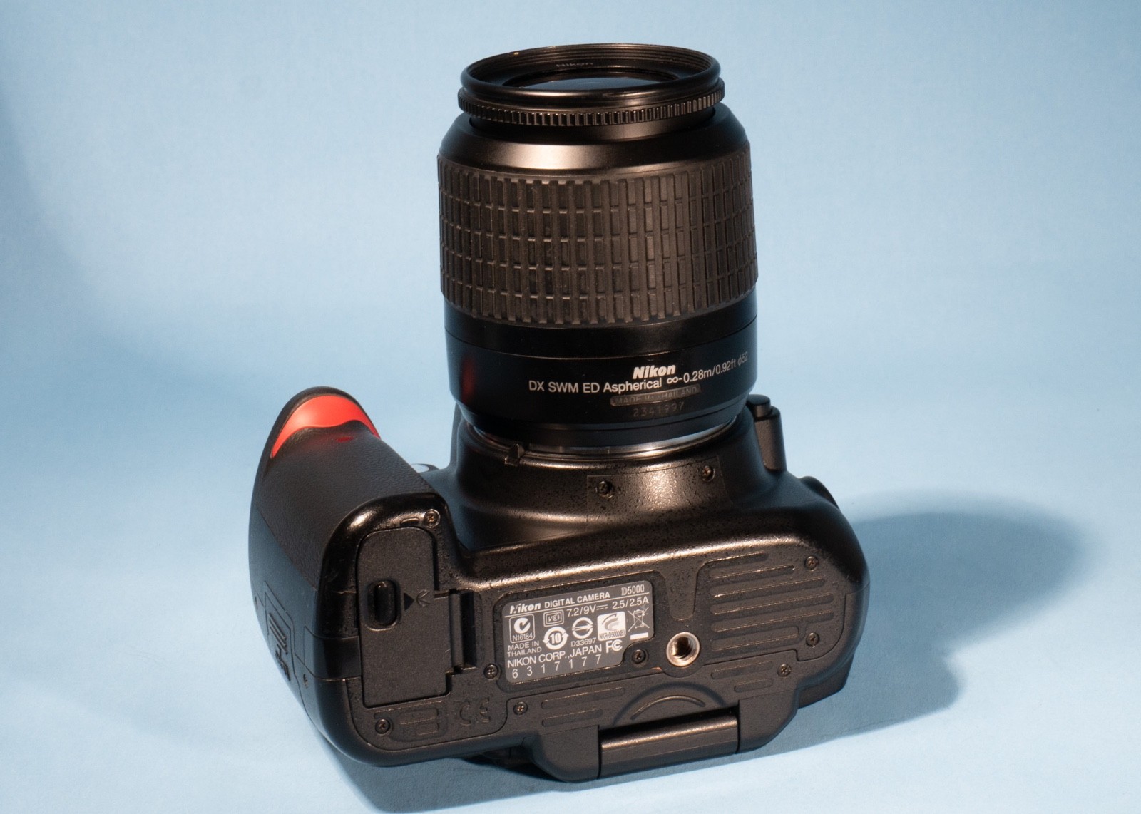 Nikon-D5000-DSLR-Camera-123MP-Digital-SLR-AF-S-DX-18-55mm-f35-56G-ED-Lens-137849619809-7