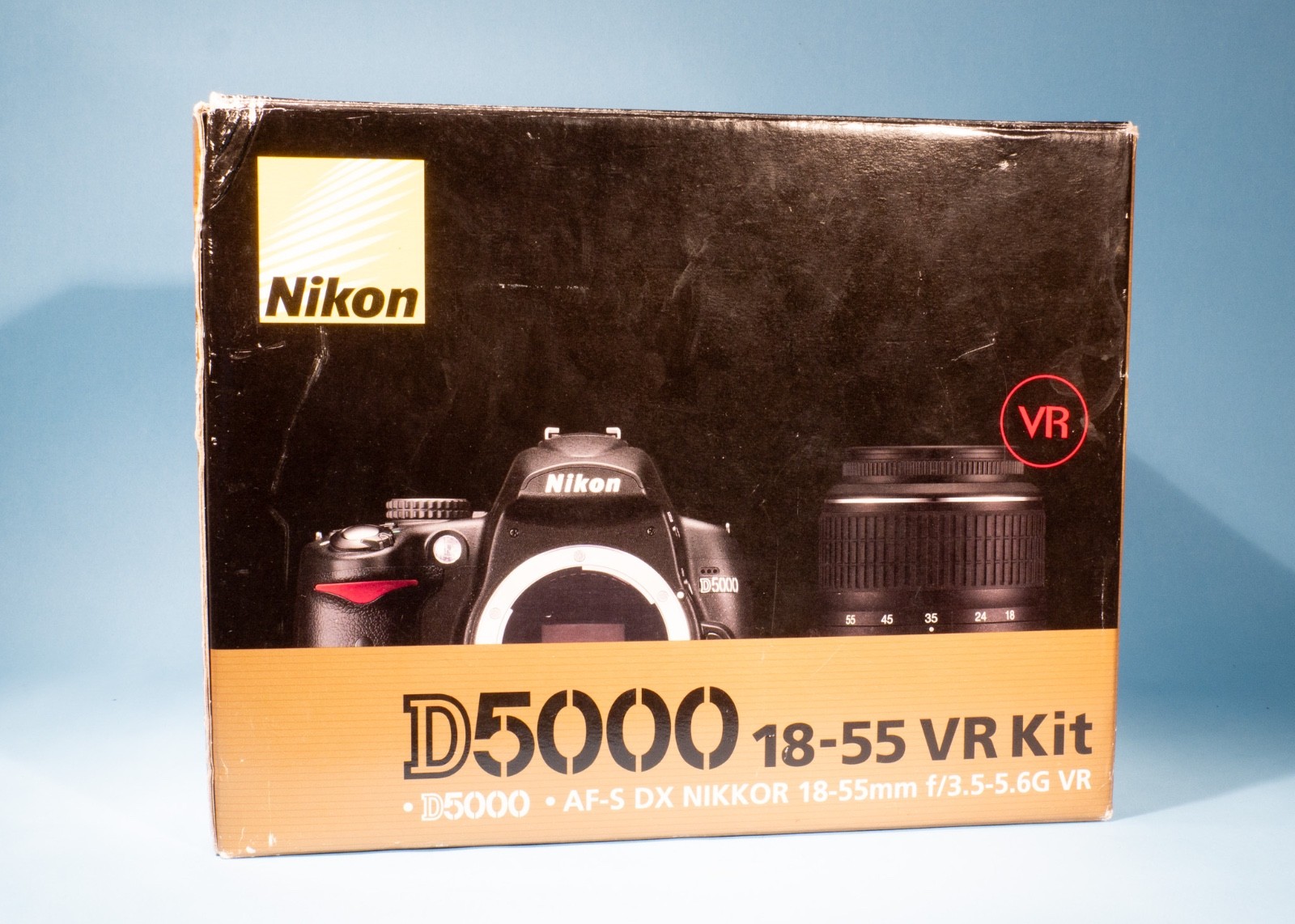 Nikon-D5000-DSLR-Camera-123MP-Digital-SLR-AF-S-DX-18-55mm-f35-56G-ED-Lens-137849619809-9