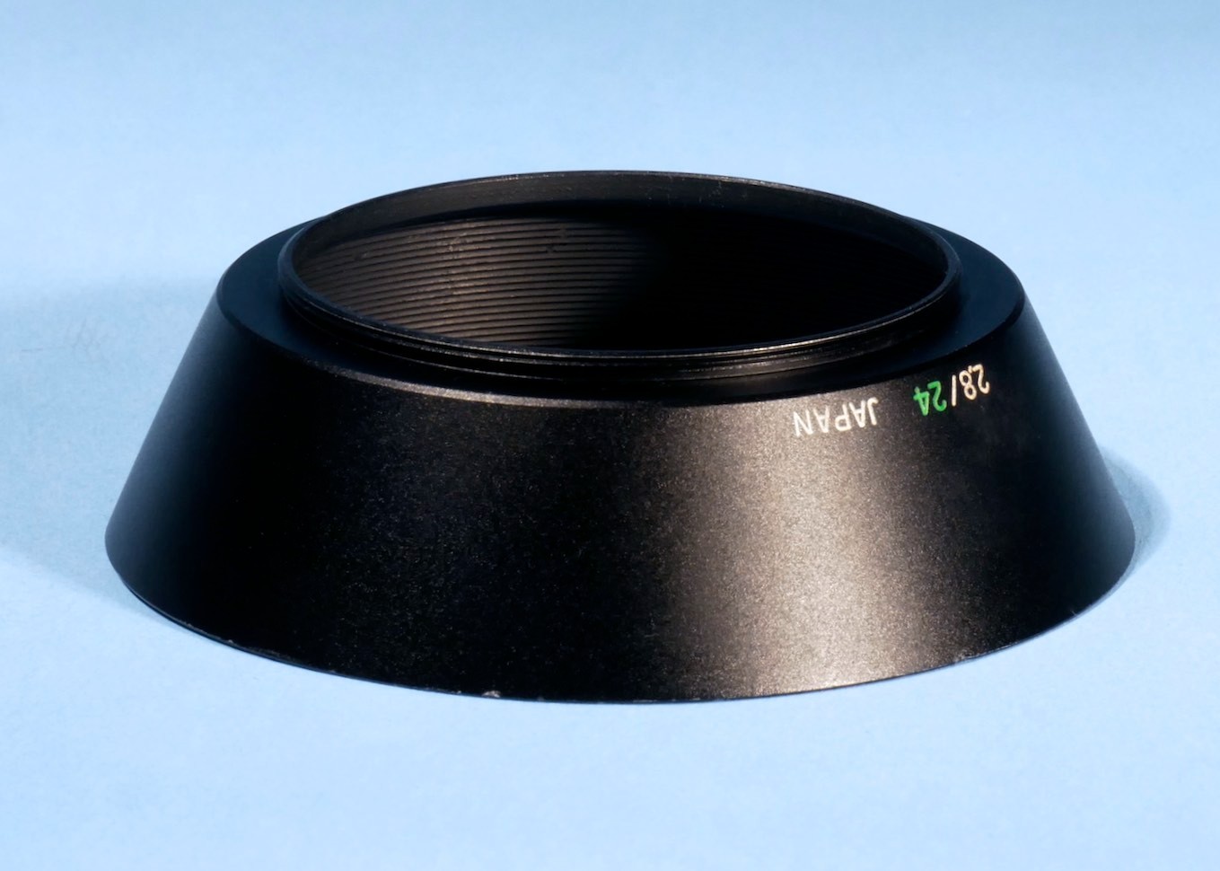 Olympus-24mm-f28-Lens-Hood-OM-Mount-24mm-f28-Zuiko-Lenses-136669767129-3