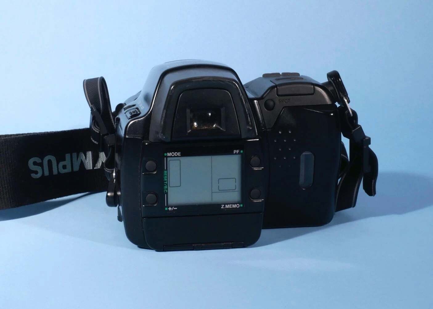 Olympus-IS-1000-35mm-Film-Point-Shoot-SLR-Hybrid-Camera-35-135mm-f45-56-Lens-137547954229-4