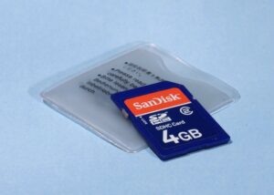 SanDisk SDHC 4GB Memory Card Class 2 Secure Digital SD Cameras/Camcorders/PDA v2